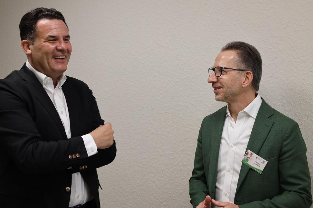 Eröffnung des Beratungsbüros — Foto 8