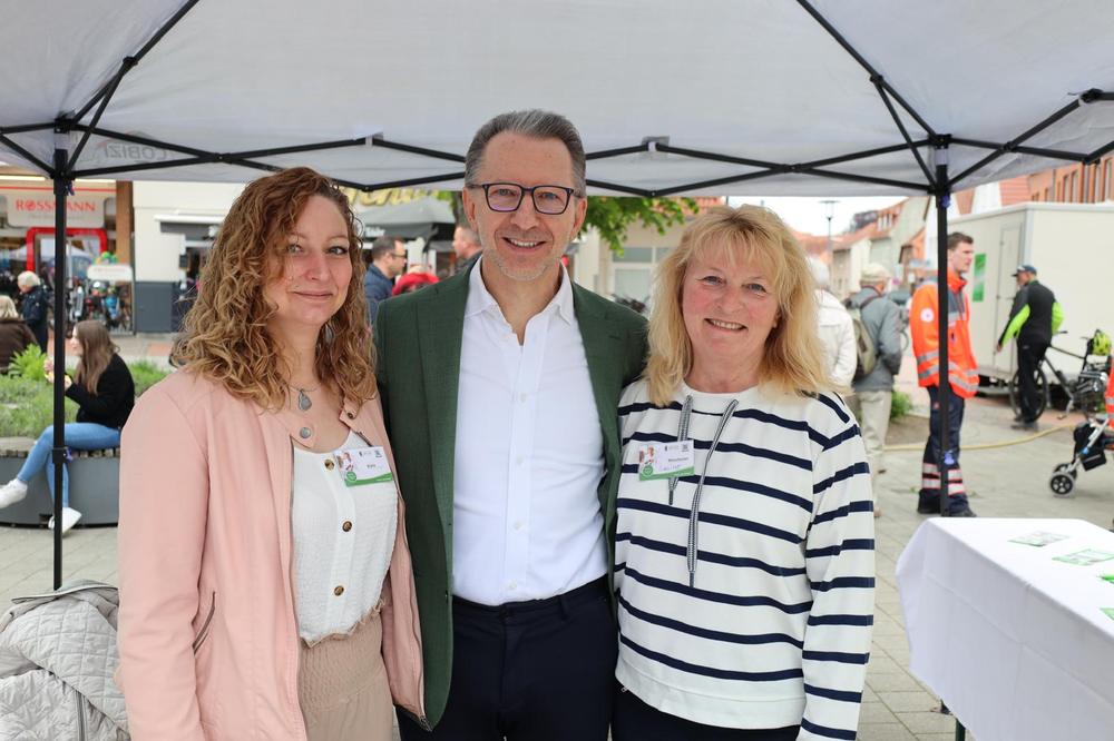 Eröffnung des Beratungsbüros — Foto 29