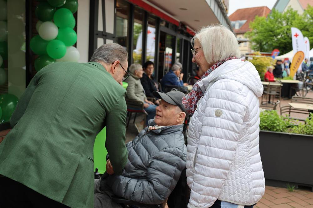 Eröffnung des Beratungsbüros — Foto 34